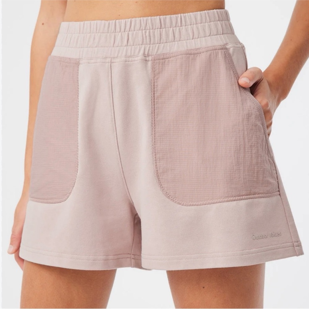 Outdoor Voices Beach Tree 3.5” Shorts Size M